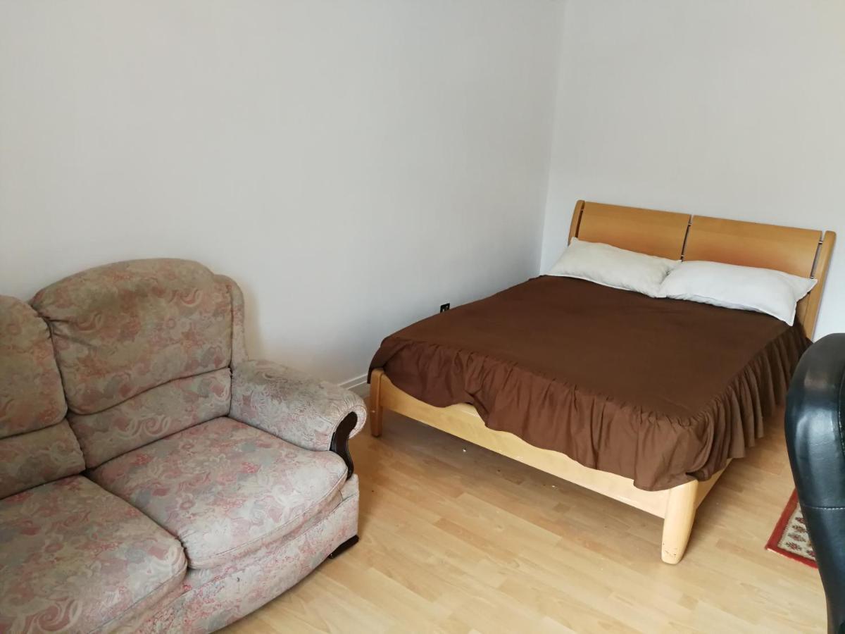 Budget Double Bedroom Near Glasgow City Centre And West End Exterior photo